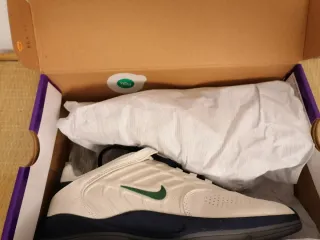 Zapatilla Nike SB modelo Vertebrae