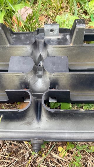 Parrilla Mitsubishi Montero V20