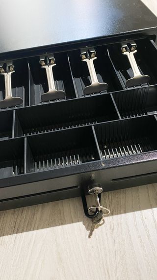 Cajón Portamonedas Metálico con Llave