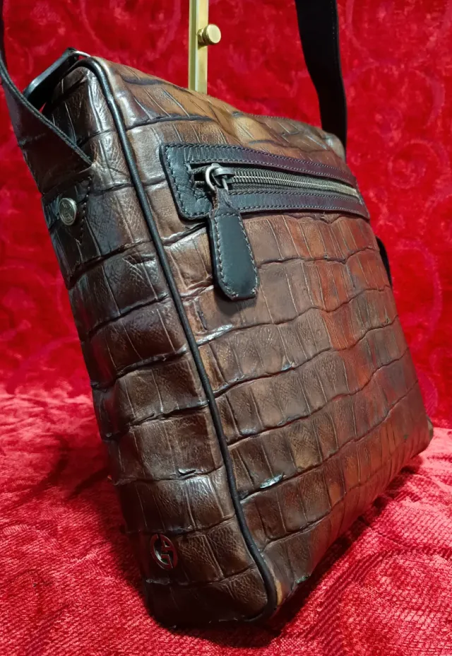 Bolso Piel Cocodrilo Giorgio Armani Marrón