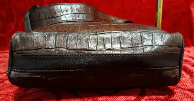 Bolso Piel Cocodrilo Giorgio Armani Marrón