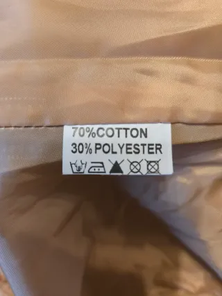 Jaqueta bege e castanha