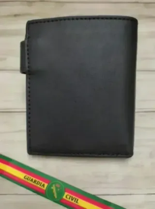 CARTERA MONEDERO EN PIEL "G. CIVIL" + REGALO PULSE