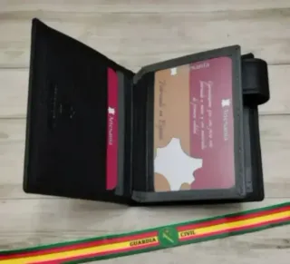 CARTERA MONEDERO EN PIEL "G. CIVIL" + REGALO PULSE