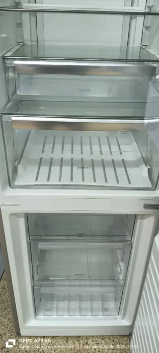 NEVERA COMBI ELECTROLUX NO FROST ENERGÍA A+