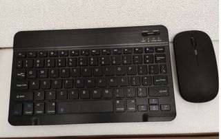 Mini Teclado y Ratón Inalámbrico Recargables