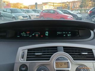 RENAULT SCENIC LUXE PRIVILEGE 1.9 DCI 120 CV