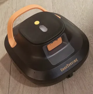 Robot limpiafondos piscina