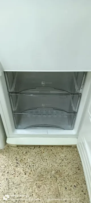 NEVERA COMBI FAGOR NO FROST ENERGÍA A+