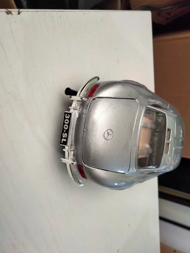 Bburago Mercedes Benz 300 SL 1/24