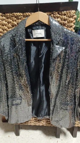 Chaqueta fiesta lentejuelas Stradivarius Talla 42