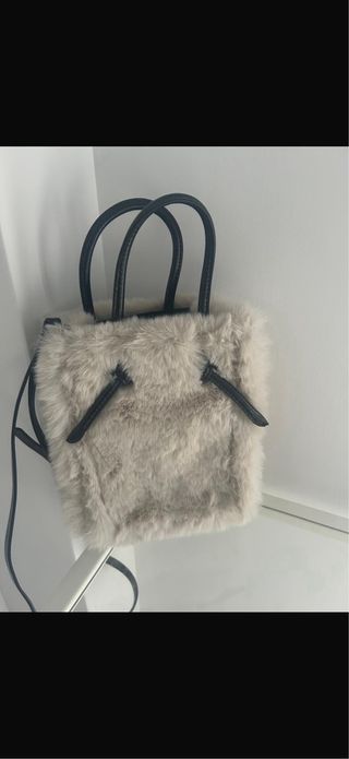 Bolso Parfois pelo beige y negro