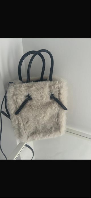Bolso Parfois pelo beige y negro