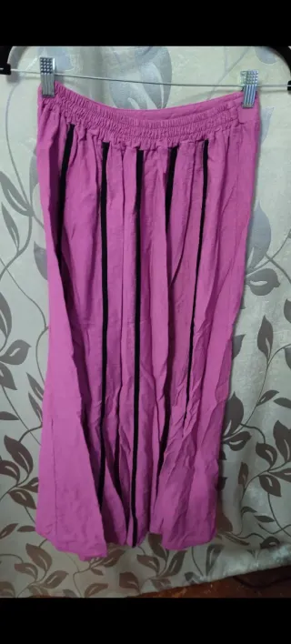 Conjunto falda y top morado con negro