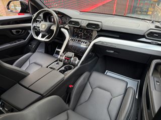 Lamborghini Urus  *650cv*