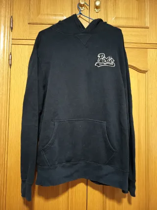 Sudaderas Vans , total 8 prendas 3€ la prenda