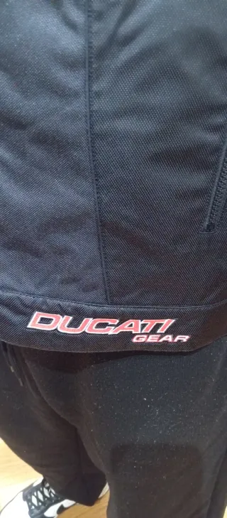 Chaqueta Moto Ducati V4