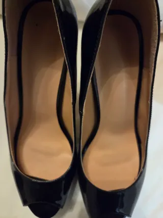 Tacones Peep Toe Charol Plataforma T 38.