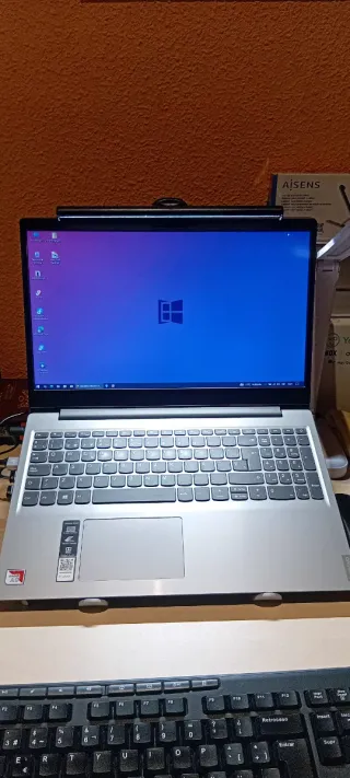 Portátil Lenovo ideapad s145
