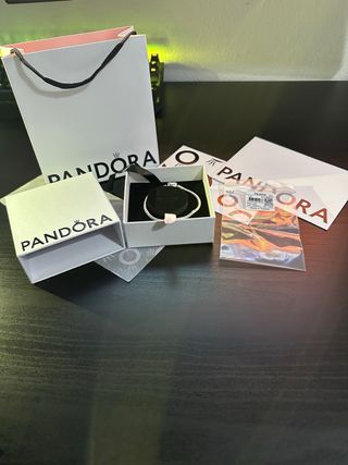 Pulsera Pandora Moments Plata S925 + Pack Regalo