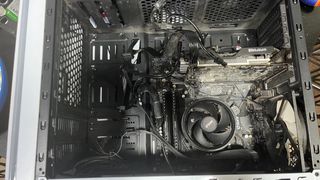 Ordenador Gaming Logitech sin Disco Duro