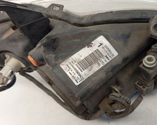 Faro izquierdo 89909425 toyota auris active 465139