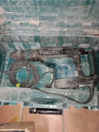Martillo demoledor Makita potente