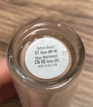 Clinique Beyond CN08 linen. No negociable