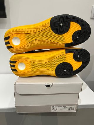 Adidas Harden Vol. 8 Negro/Amarillo 51 1/3 IG6589
