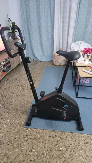 Bicicleta Estática Negra