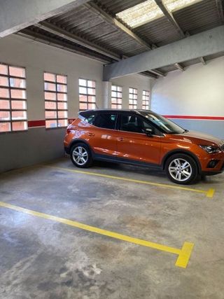 Garaje en alquiler en Zona Industrial en Prat de Llobregat, El