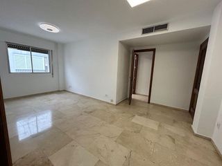 Piso en alquiler en Zona Centro en Córdoba