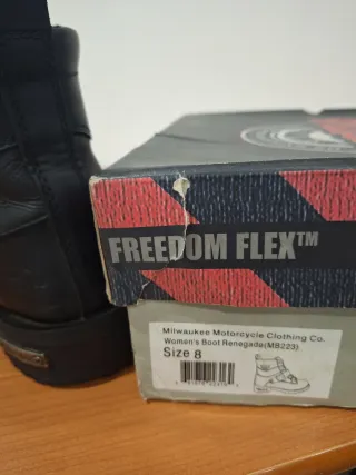 Botas moteras Milwaukee mujer negras