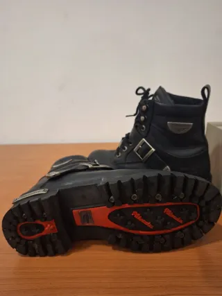 Botas moteras Milwaukee mujer negras