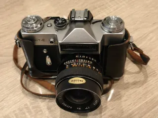 Cámara Zenit-E + Raynox 28mm f2.8 Kodak ColorPlus