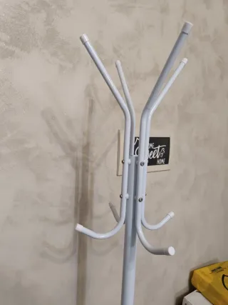 Appendiabiti bianco in metallo