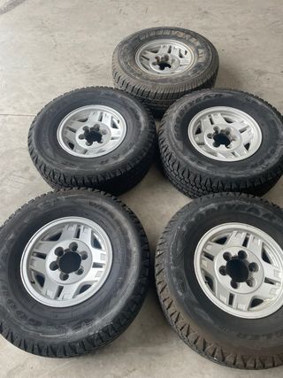 Llantas Toyota HDJ 80 15 + 5 de regalo