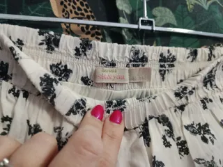 Falda corta estampada floral