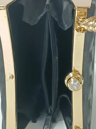 Bolso para fiesta de mano negro y dorado