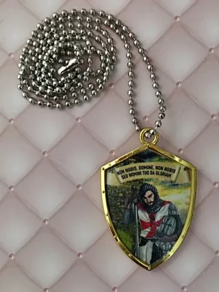 OFERTA CADENA COLGANTE CABALLERO TEMPLARIO II