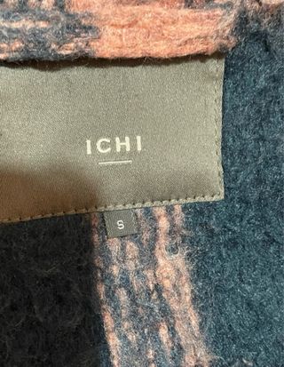 Abrigo ICHI cuadros azul y rosa