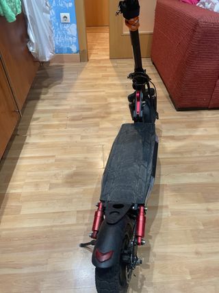 Patinete eléctrico en perfecto estado