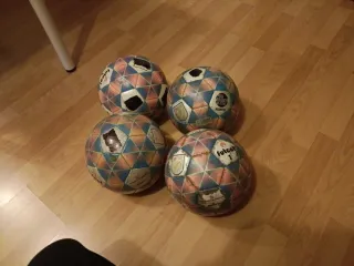 4 Palloni da Calcio