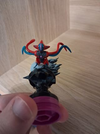 figure Pokémon scacchi Tomy Deoxys