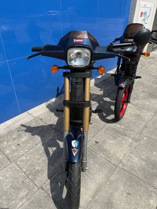 Derbi Variant StarV por TZR 50 modelo antiguo