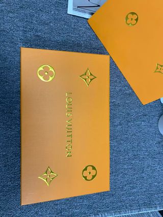 Bufanda Louis Vuitton Monogram Negra y Blanca