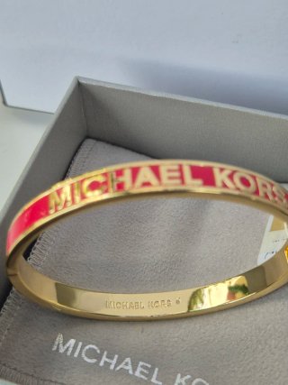 Brazalete Michael Kors Dorado y Rojo PRECIO FINAL.