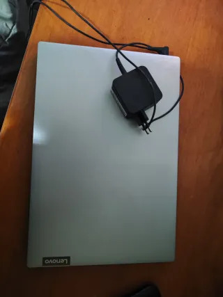 Lenovo LAPTOP-MG9RAS5F 8GB RAM 256GB SSD