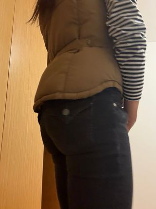 Chaleco acolchado marrón.  Sin uso