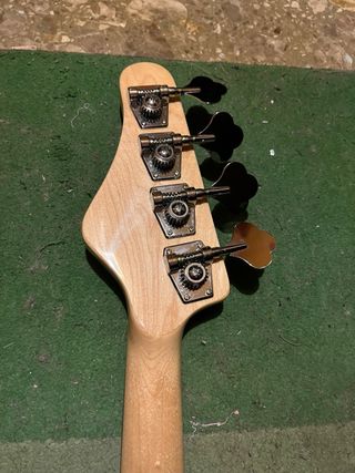 Bajo Eléctrico Austin